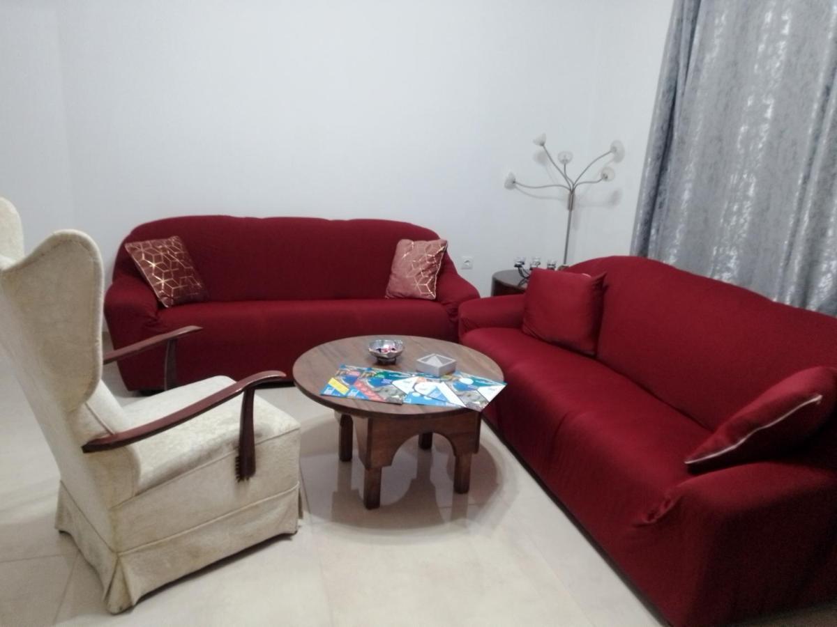 Precious Apartment Corinth Buitenkant foto